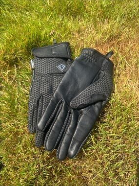 Men's Black Hex-Textured Leather Grip Gloves